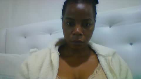 Snapshot of gladie46 chatting on 15, 7, 2026 gladie46 online show from 15, 7, 2026