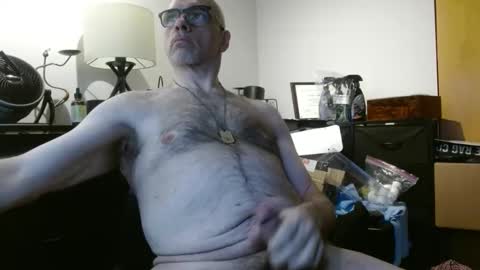 Snapshot of glaikind925958 chatting on 4, 4, 2026 glaikind925958 online show from 4, 4, 2026