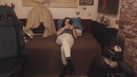 Glamourhottie online show from 13, 1, 2025