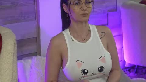 CharmingMom online show from 3, 2, 2026