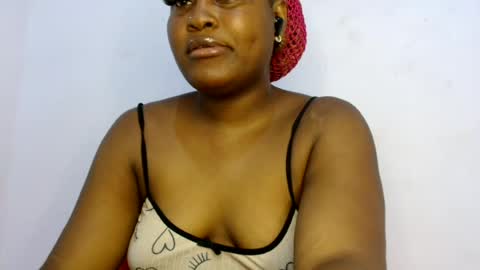 Snapshot of glamslut8 chatting on 15, 7, 2026 sweet girl online show from 15, 7, 2026