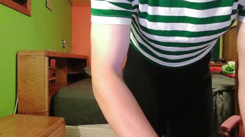 Snapshot of glamtransgoddess15 chatting on 24, 10, 2025 glam trans goddess online show from 24, 10, 2025