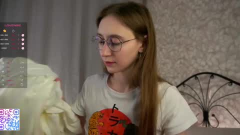 Snapshot of glennabardy chatting on 2, 3, 2025 Sandra online show from 2, 3, 2025