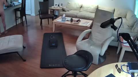 glennbitch online show from 25, 12, 2024