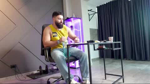 Matthew .. for short call me Matt online show from 19, 12, 2024