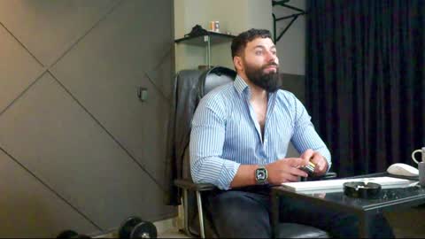 Matthew .. for short call me Matt online show from 28, 12, 2024