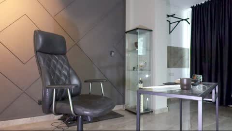 Matthew .. for short call me Matt online show from 8, 2, 2025