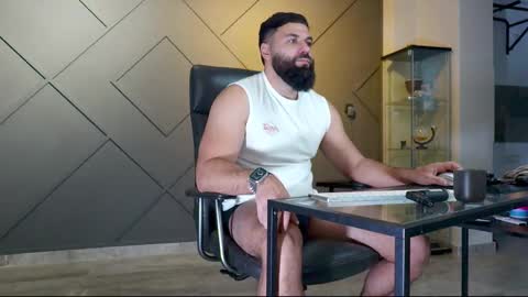 Matthew .. for short call me Matt online show from 18, 2, 2025