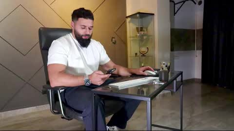 Matthew .. for short call me Matt online show from 18, 2, 2025