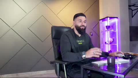 Matthew .. for short call me Matt online show from 28, 2, 2025