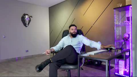 Matthew .. for short call me Matt online show from 4, 3, 2025