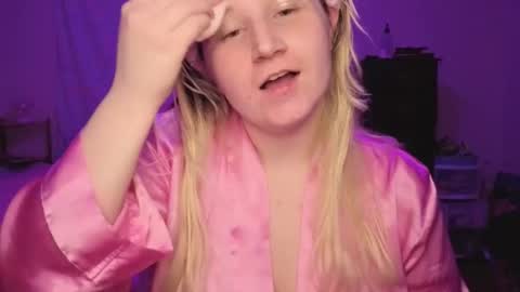 Glitch online show from 5, 2, 2026