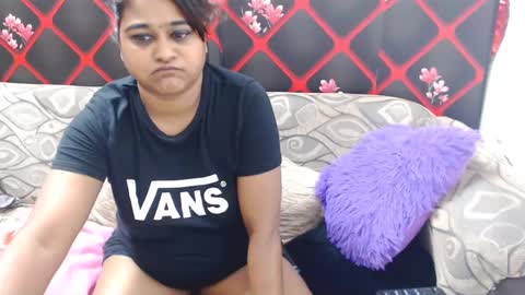 Snapshot of glitter_candy chatting on 5, 3, 2025 glitter candy online show from 5, 3, 2025