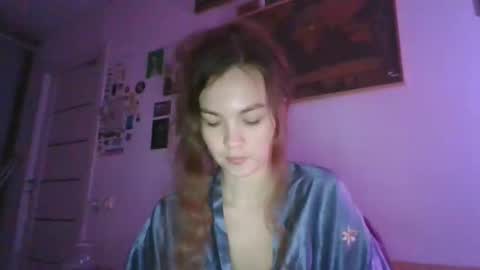 Snapshot of glitter_doll chatting on 18, 1, 2025 glitter_doll online show from 18, 1, 2025