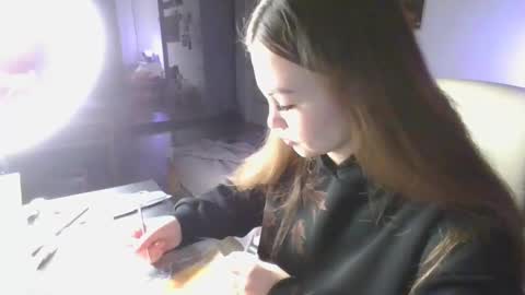 Snapshot of glitter_doll chatting on 23, 1, 2025 glitter_doll online show from 23, 1, 2025