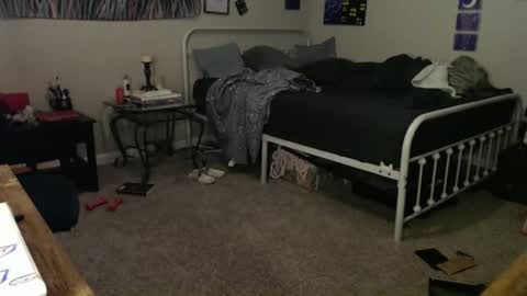 Snapshot of glitterspace chatting on 17, 1, 2026 anna online show from 17, 1, 2026