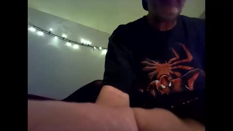 Snapshot of glizzy4u chatting on 1, 11, 2025 glizzy4u online show from 1, 11, 2025