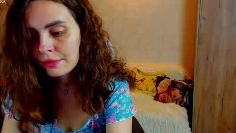 Gloria Wood online show from 1, 11, 2025