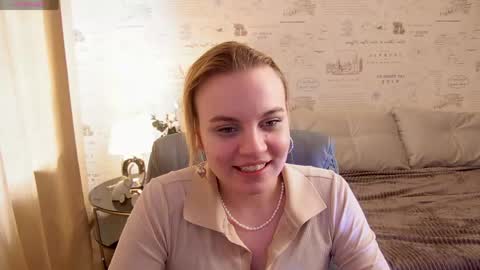 Snapshot of glow_margo chatting on 17, 5, 2026 Margo online show from 17, 5, 2026