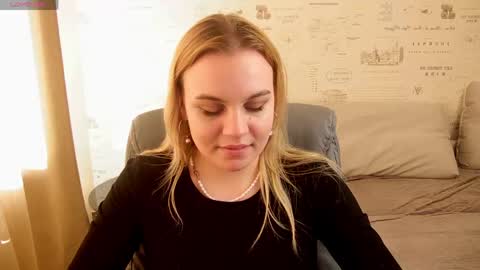 Snapshot of glow_margo chatting on 7, 6, 2026 Margo online show from 7, 6, 2026