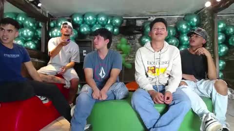 THOMAS AND DAMIAND online show from 10, 2, 2025