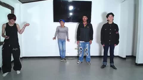 THOMAS AND DAMIAND online show from 27, 10, 2025