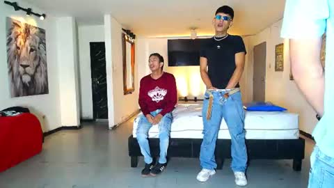 THOMAS AND DAMIAND online show from 2, 8, 2026