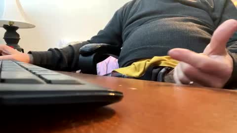 Snapshot of gngnxxx chatting on 18, 12, 2025 gngnxxx online show from 18, 12, 2025