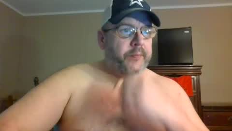 Snapshot of gobey33 chatting on 15, 7, 2026 IDKIDCIDGAF online show from 15, 7, 2026