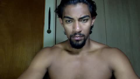 Snapshot of god_of_olumpus chatting on 7, 5, 2026 god_of_olumpus online show from 7, 5, 2026