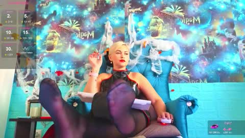 Mrs. Isabella online show from 20, 10, 2025