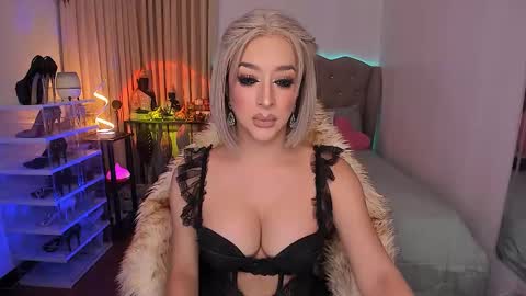 Snapshot of goddess_trans chatting on 26, 2, 2026 Contessa online show from 26, 2, 2026