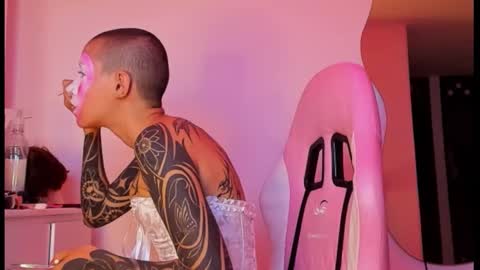 vee online show from 28, 10, 2025