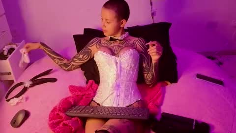 vee online show from 5, 3, 2026