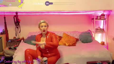 Snapshot of goddessalimony chatting on 24, 10, 2025 Goddess Alimony online show from 24, 10, 2025