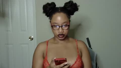 Snapshot of goddessdaisysky chatting on 20, 9, 2025 Goddess Daisy Sky online show from 20, 9, 2025