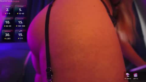 MesmErisse online show from 28, 10, 2025