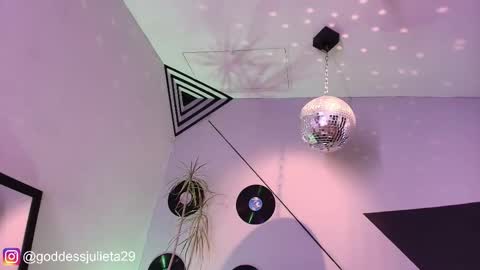 Julieta online show from 28, 3, 2026