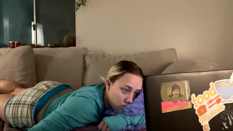 Snapshot of goddessmayvn chatting on 11, 2, 2025 GoddessMayvn online show from 11, 2, 2025