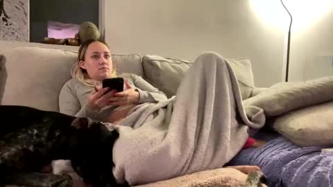 Snapshot of goddessmayvn chatting on 10, 3, 2025 GoddessMayvn online show from 10, 3, 2025
