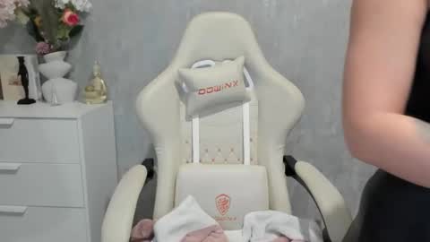 Mistress online show from 29, 3, 2026