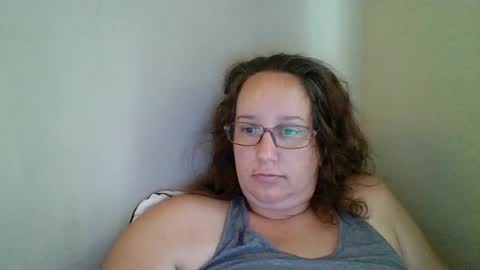 Snapshot of goddessmilfcrysyal chatting on 10, 7, 2026 Crystal online show from 10, 7, 2026