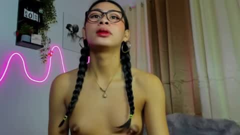 Snapshot of goddessnianxx chatting on 11, 2, 2026 Kyla and Nian online show from 11, 2, 2026