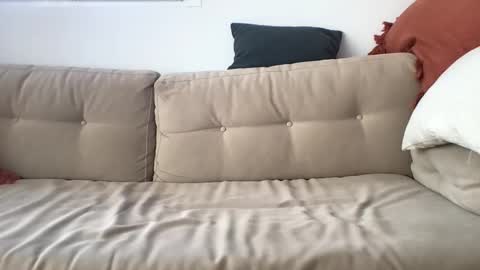 J online show from 17, 10, 2025