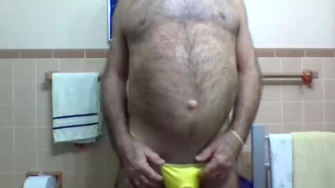 Snapshot of gojo885 chatting on 10, 10, 2025 gojo885 online show from 10, 10, 2025