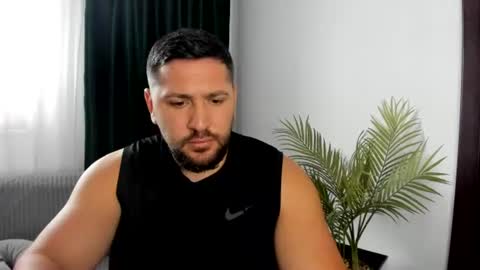 gold_alpha_boy online show from 23, 7, 2026