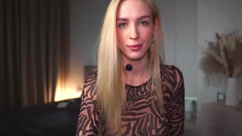 Olivia online show from 18, 2, 2025