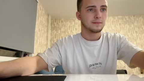 Snapshot of golden_boyyy21 chatting on 22, 1, 2025 Golden boyyy21 online show from 22, 1, 2025