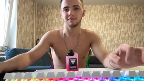 Snapshot of golden_boyyy21 chatting on 9, 2, 2025 Golden boyyy21 online show from 9, 2, 2025