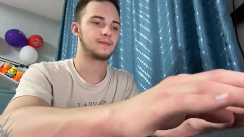 Snapshot of golden_boyyy21 chatting on 24, 2, 2025 Golden boyyy21 online show from 24, 2, 2025